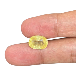 Export Quality Ceylon Yellow Sapphire (सीलोन पुखराज) 6.25 Ratti - with Lab Report